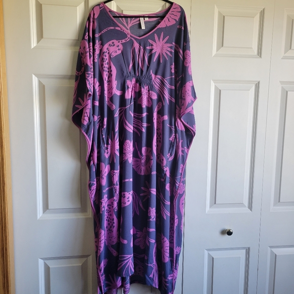 Joyspun Other - JoySpun Size Large Cheetah Bathing Suit Cover Up Navy & Purple